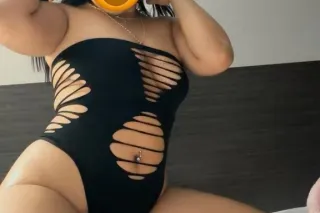 available I respond faster on WhatsApp - Image 2