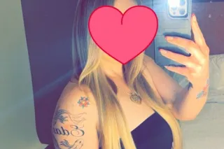 💕NEW💕•Blonde Blue Eyed Snowbunny•Italian Irish• All Real Natural 😍 - Image 1