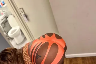 INCALL ONLY WONT BE AROUND FOR LONG 💦💦💦💦💦SEXY PHAT WET PUSSY BEAUTY💯💯💯🍎 - Image 5