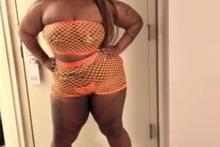 INCALL ONLY WONT BE AROUND FOR LONG 💦💦💦💦💦SEXY PHAT WET PUSSY BEAUTY💯💯💯🍎 - Image 1